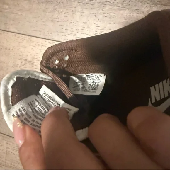 Women’s Nike dunks - Picture 5 of 5